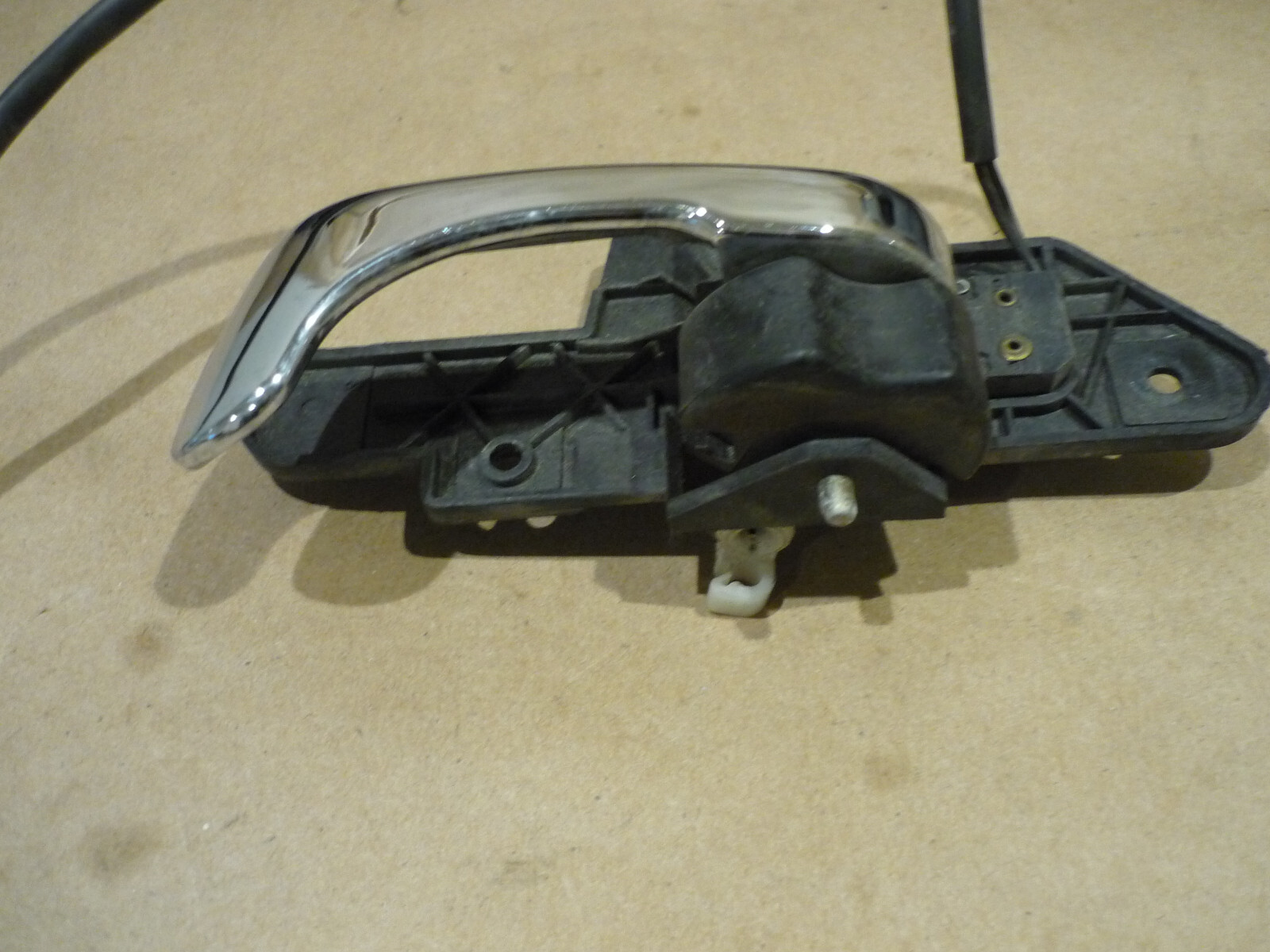 Maserati 4200  LH Interior Door Handle  - P/N 67236900