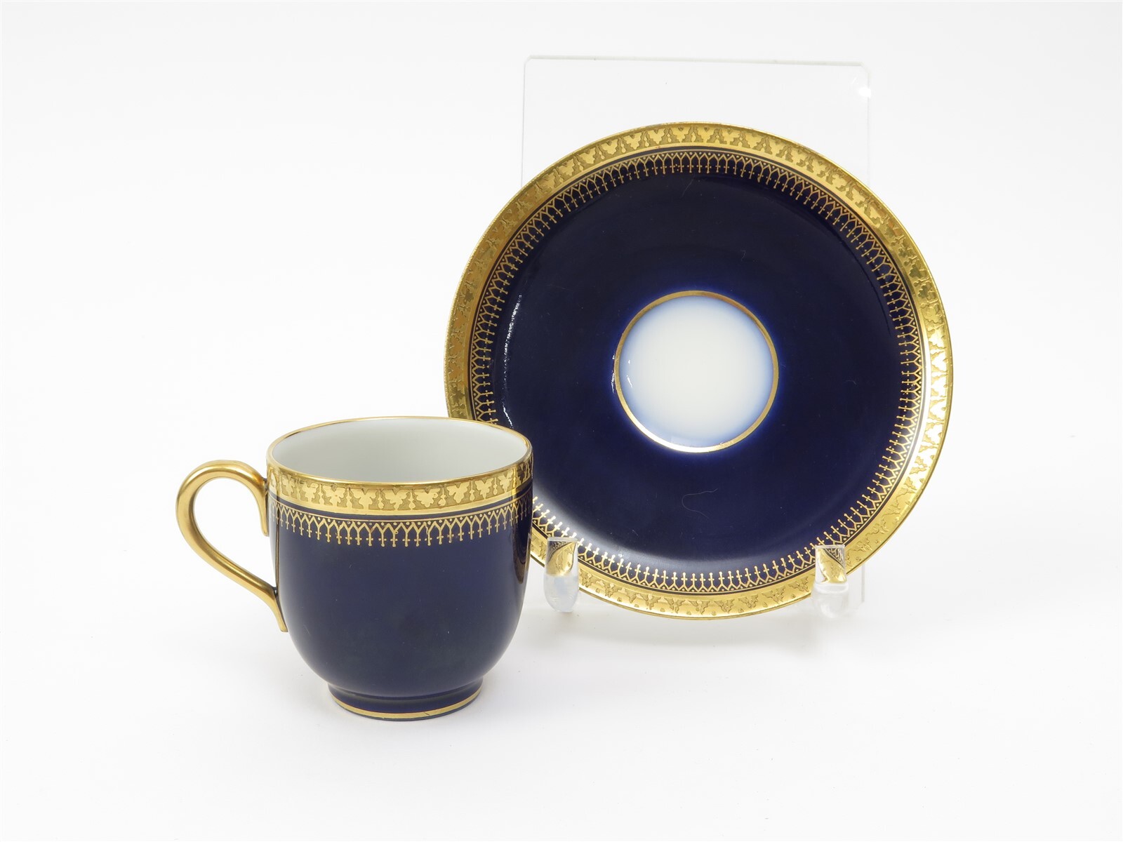 AntiqueCharlesMartin&DuchéLimogesCobaltBlue&GoldGiltDemitasseCups+