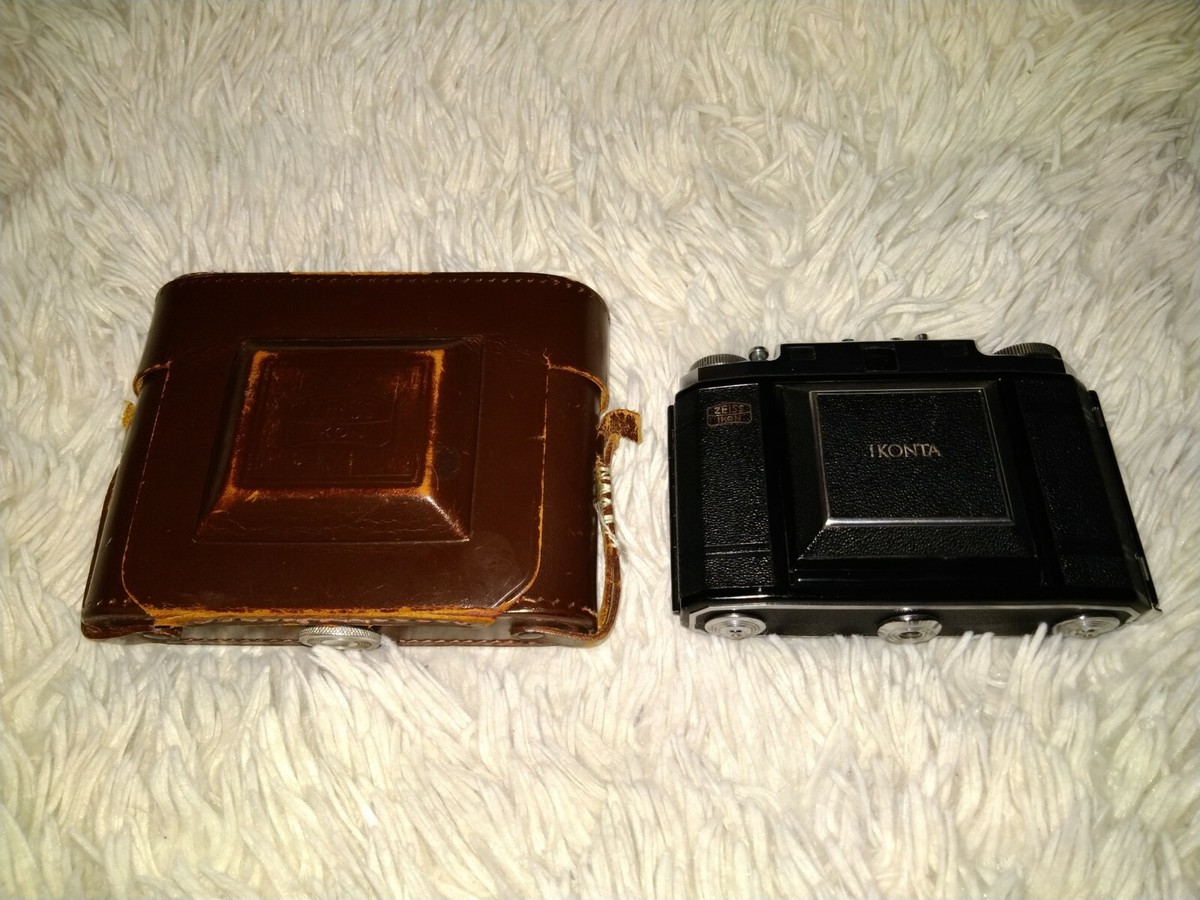 Zeiss Ikon Ikonta 524/16 Medium Format Camera with Novar 75mm f