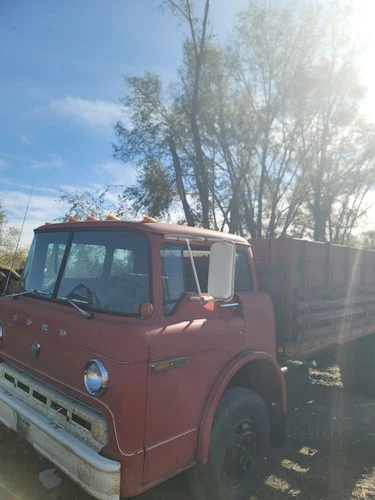 73 74 1973 1974 Ford Big Truck C600 C700 Sideview Tow Mirrors & Brackets Cabover