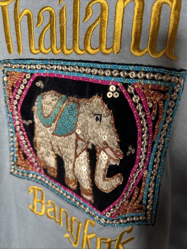 Camiseta rara de colección arte y manualidades bordada y secuelas talla L - Imagen 3 de 12