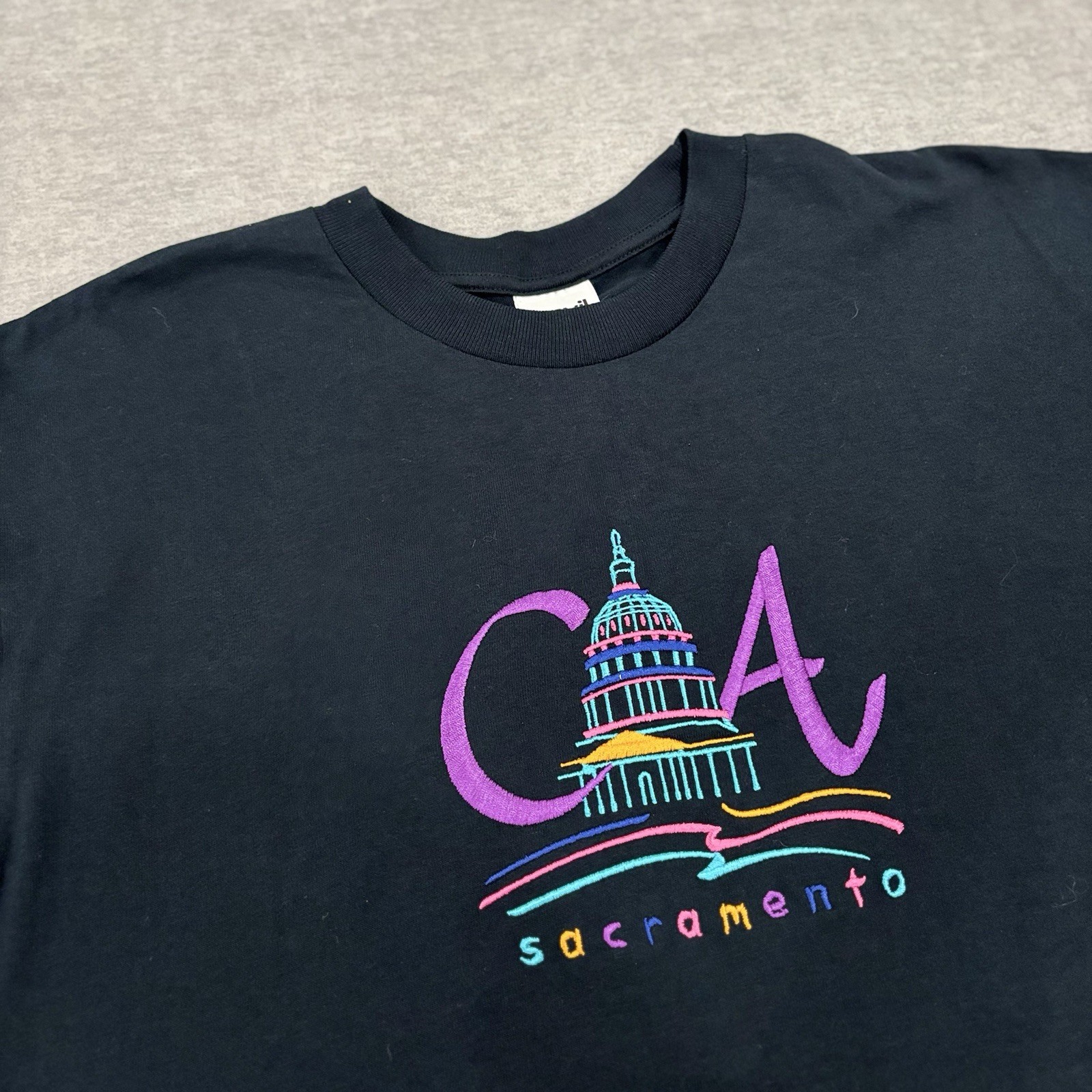 Vtg 90S Anvil Sacramento California Capitol T Shirt Large Black Neon Souvenir L