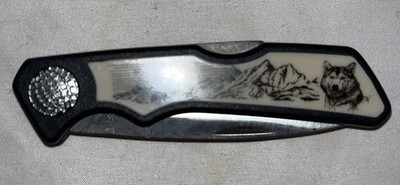 Pocket Knife Wolf Mountain Scene Stainless Steel