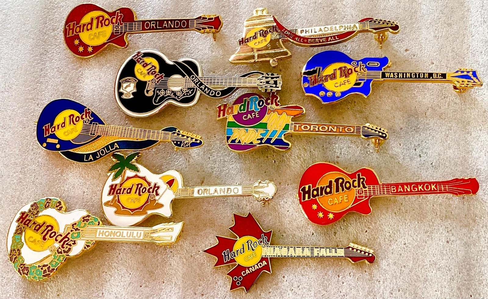 1990s HARD ROCK CAFE CLASSIC GUITARS COLLECTION LE 10 PIN LOT