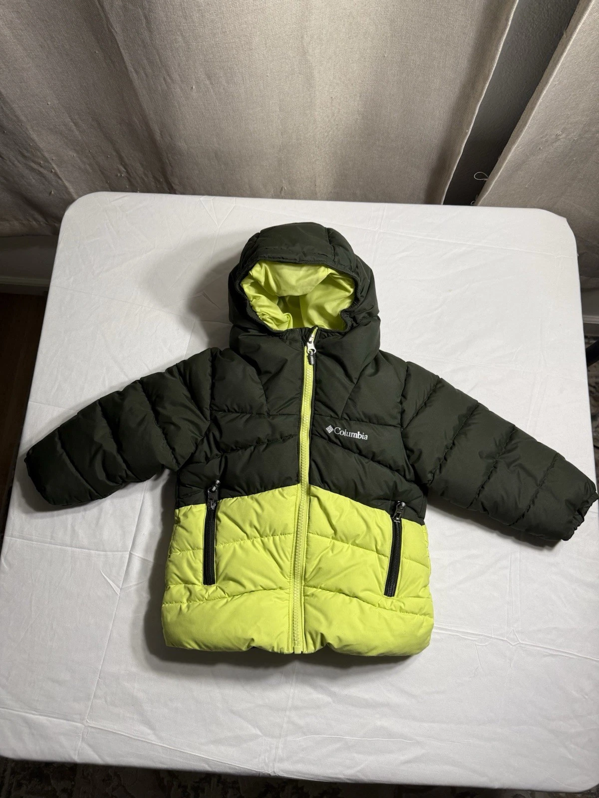 Columbia Toddler Boys 2T Green & Lime Hooded Puffer Jacket Coat Gorpcore Outdoor