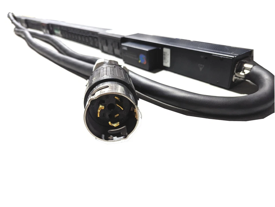 Server Technology STV-6506V PRO2 Switched POPS PDU 208V 50A 30-Outlets CS8365... - Image 3 of 4