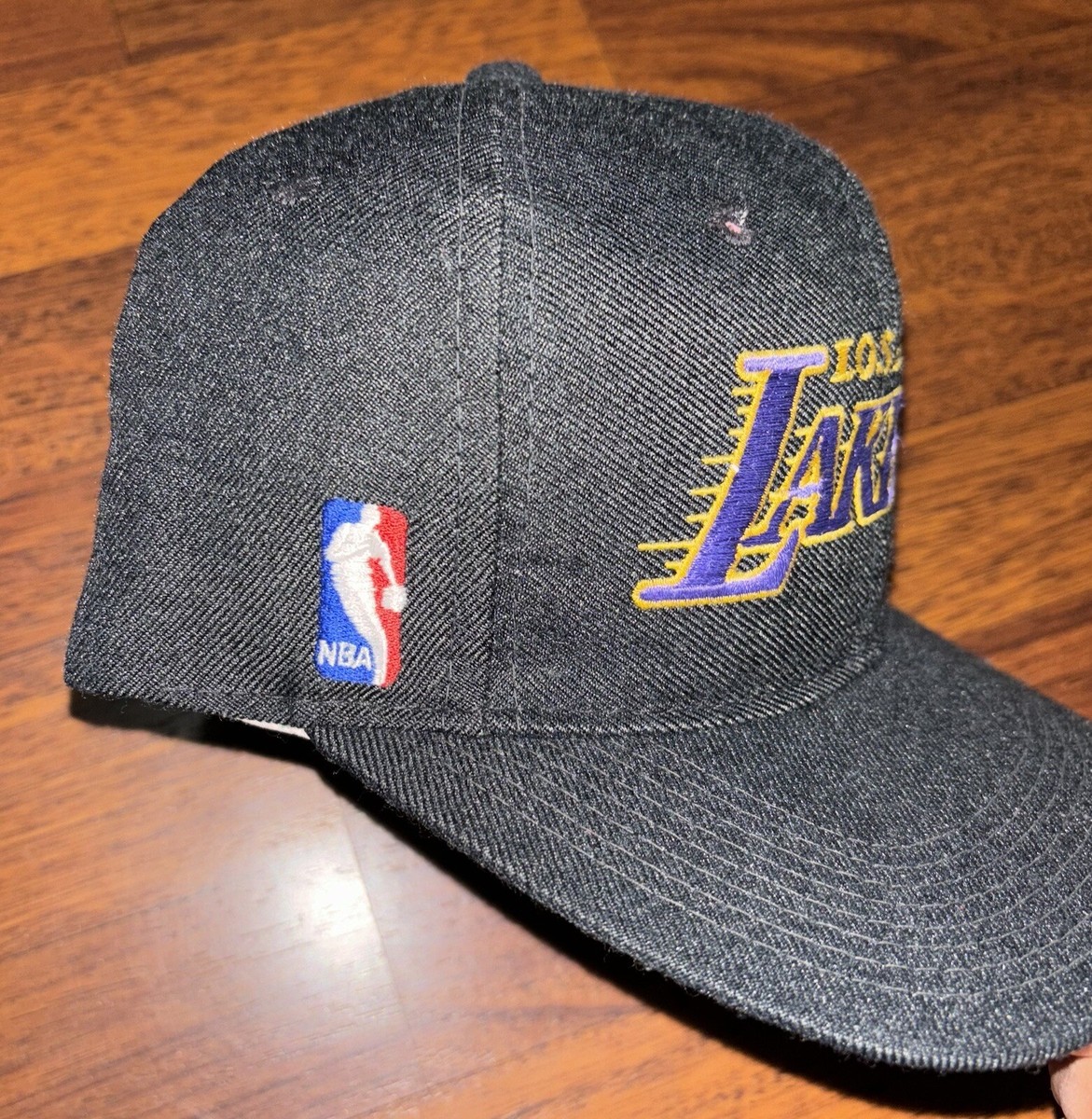 Vintage 1990s Lakers Sports Specialties Motion Script Snapback Hat