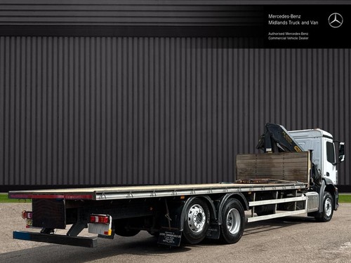 Mercedes-Benz Arocs 2530 Flatbed with Palfinger Crane - Picture 3 of 24