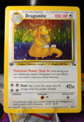 Pokemon Dragonite Holo First edition 4/62 MP - Picture 1 of 2