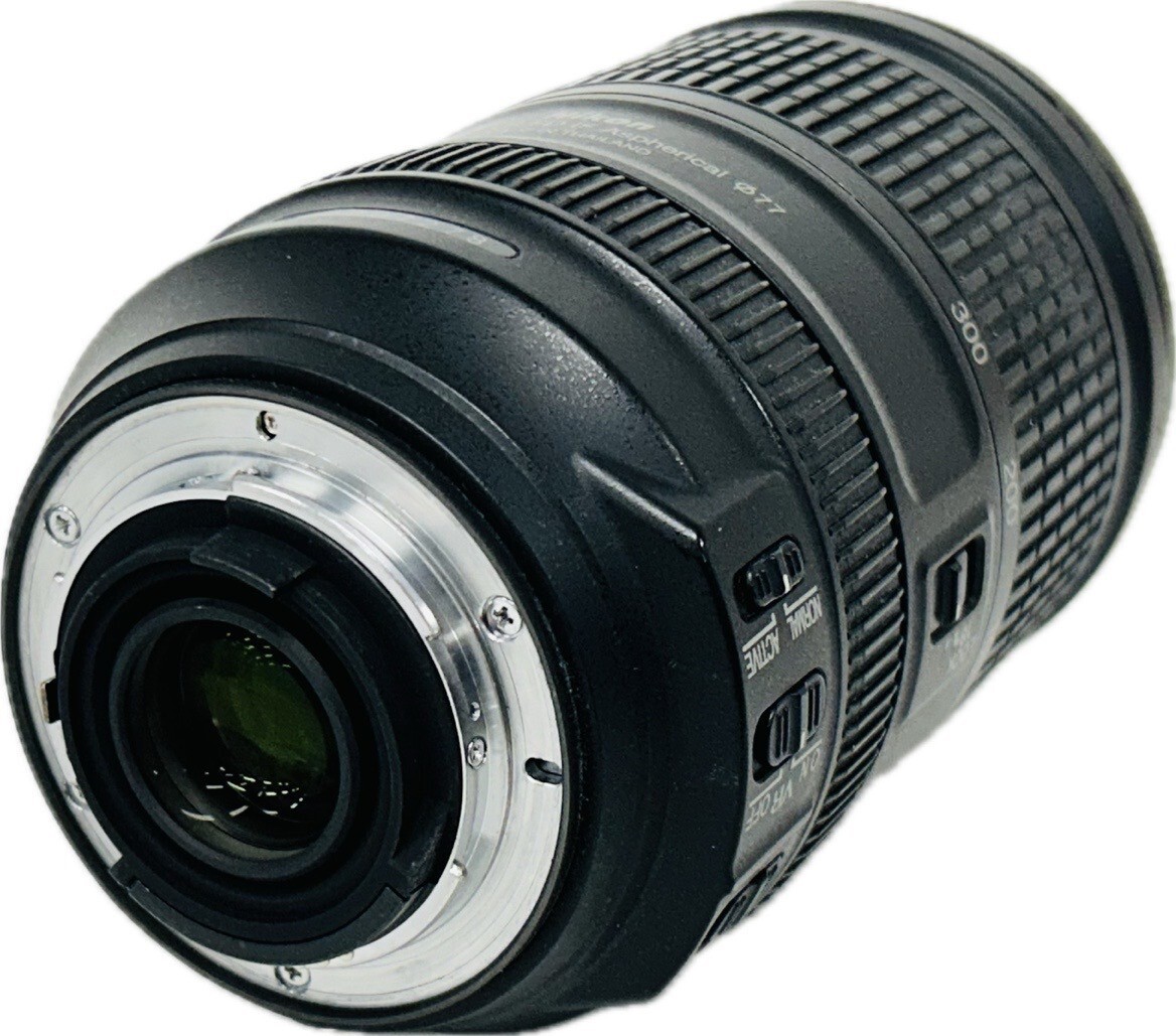 Nikon Nikkor AF-S 18-300mm f3.5-5.6 G ED VR DX Lens AFS Very