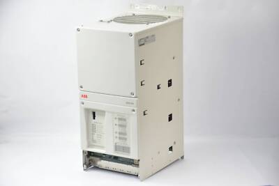 ABB Drives DCS500 Umrichter DCS502B0700-51-2100000 ( DCS502B0700-51-2102000 )
