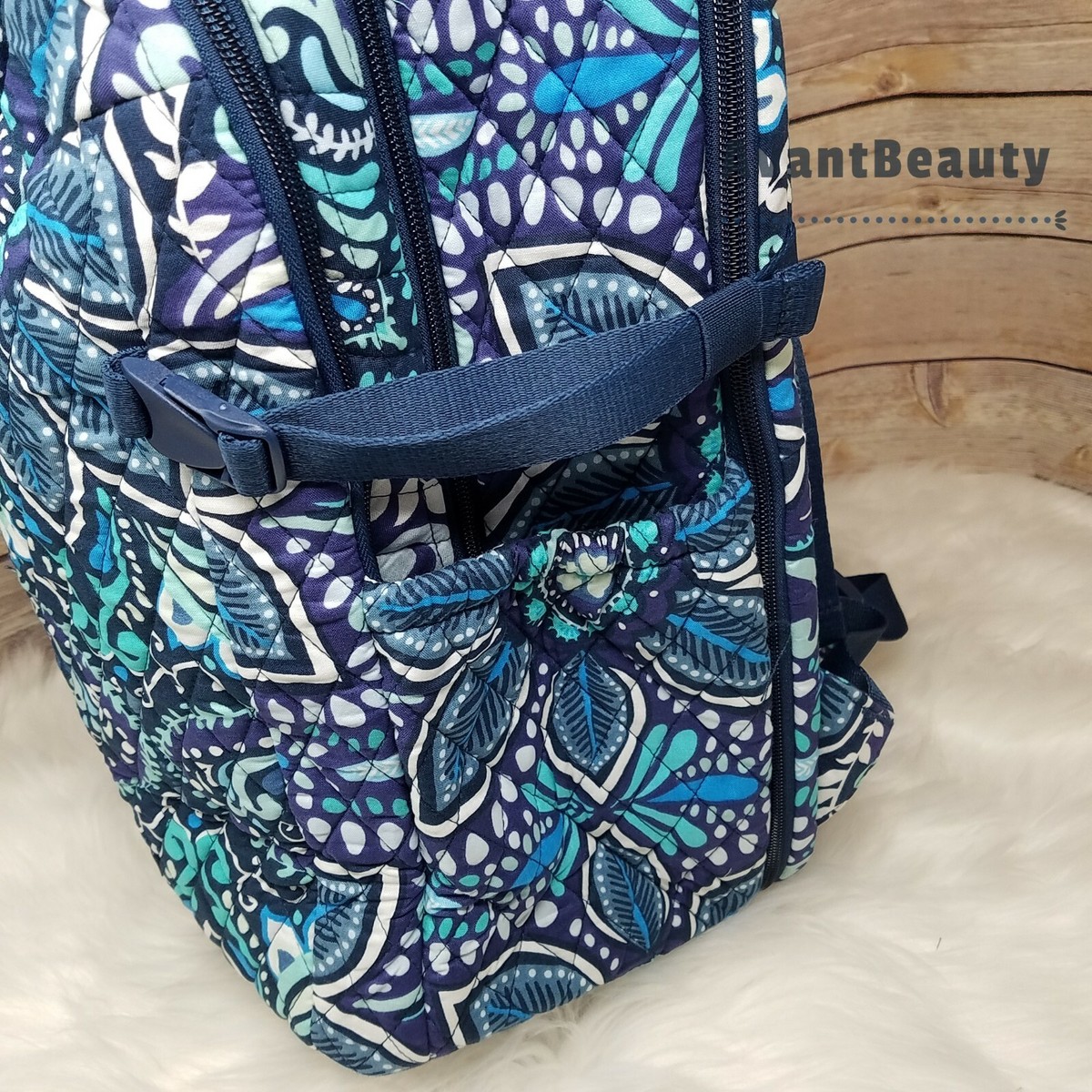 Vera Bradley Essential Expandable LG Quilted Blue Island 