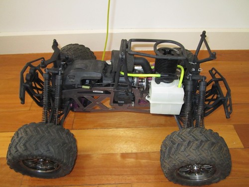 HPI RACING SAVAGE X 4X4 1/8 SCALE NITRO MONSTER TRUCK RTR KIT - Picture 16 of 20