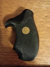 pachmayr Compac D Frame Colt Cobra, Detective Special Grips