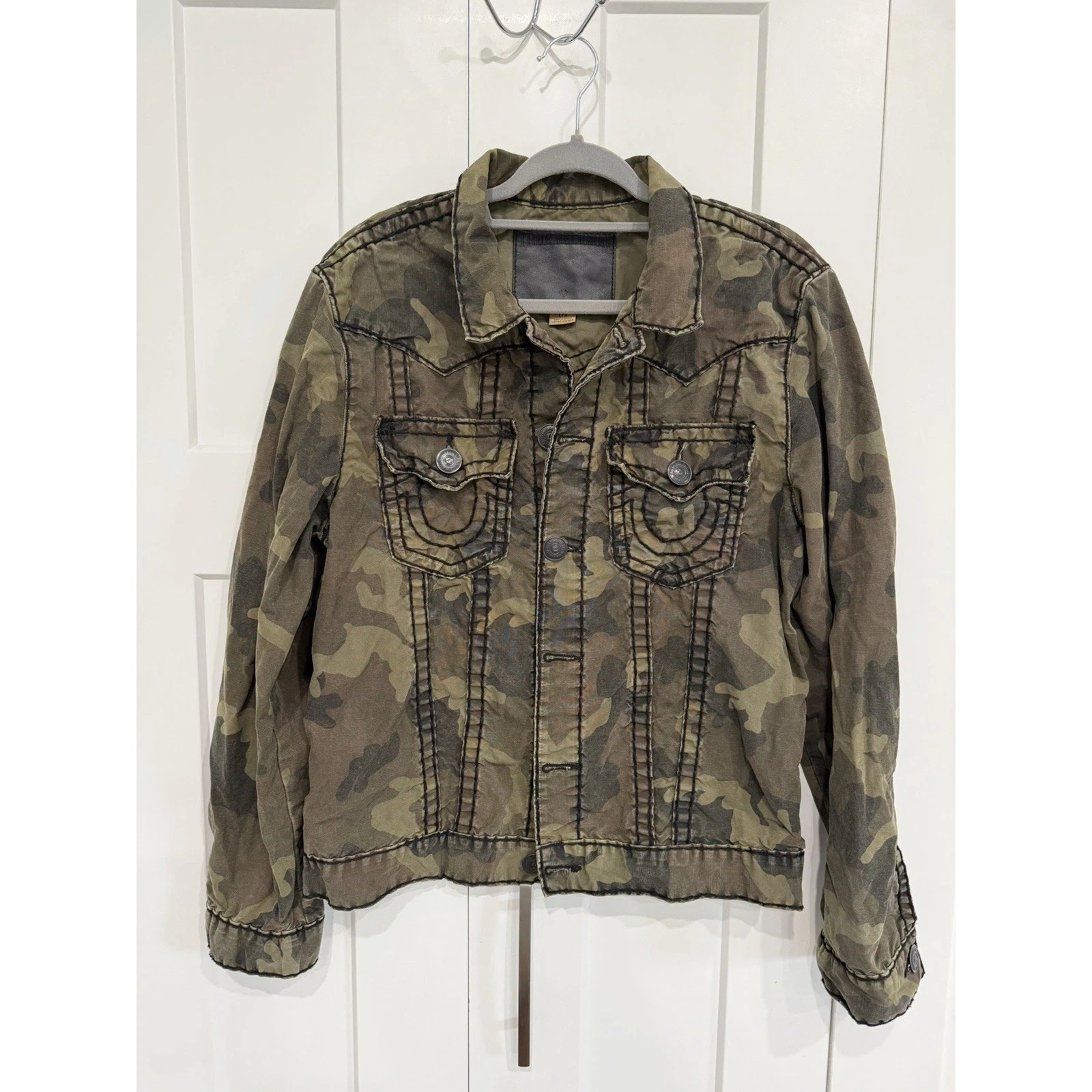 RARE True Religion Jimmy Super T Olive Green Camo Jacket Large image 1