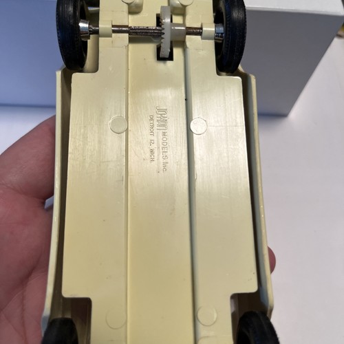 1959 Rambler Wagon Plastic Promo Model By Johan 1/25 Scale Yellow / Black - Picture 11 of 12