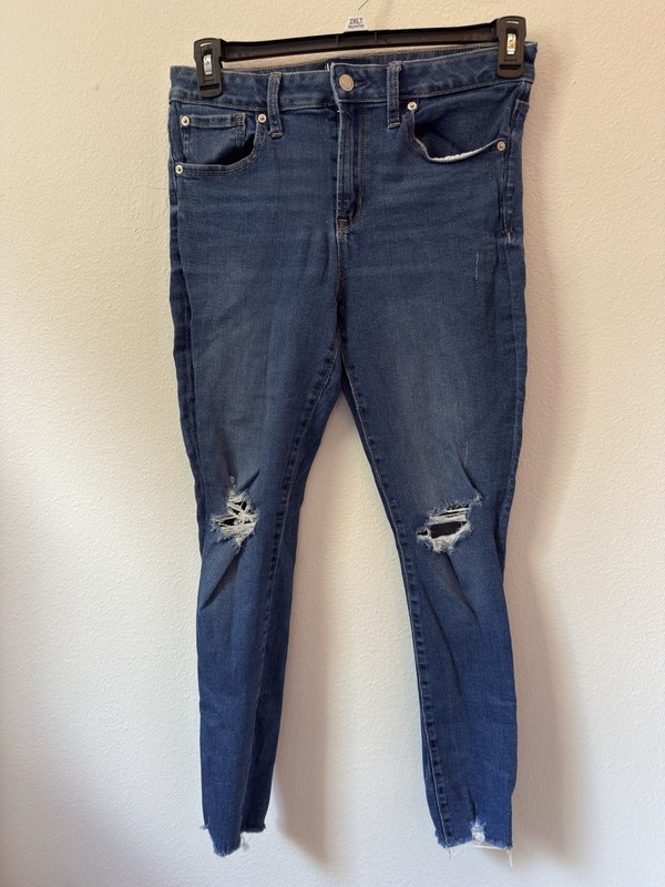 Womens Size 12 Gap Denim Universal Destroyed Legging Frayed Bottom