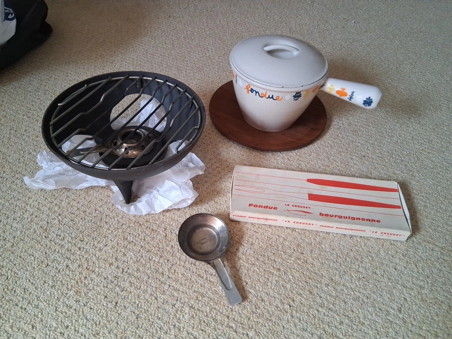 le creuset fondue bourguignonne set
Opens in a new window or tab