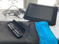 Wacom Cintiq 13HD Interactive Pen Display - Black DTK1300 
