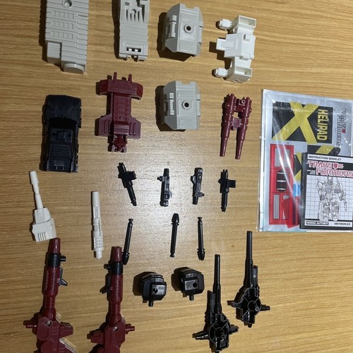 New Arrival TRANSFORMERS G1 Reissue Metroplex Action Figure Box Set 80's Toy - Picture 4 of 5