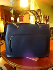 NEW-WITH-TAG DKNY BRYANT PARK SATCHEL~ LARGE NAVY LEATHER~ RETAIL £370~