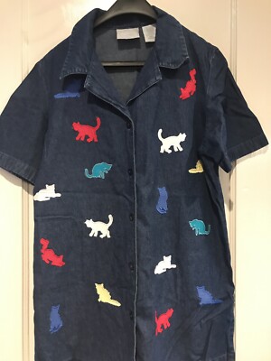 Blair Women Denim Blue Jean Button Up Short Sleeve Shirt Cat Kitty Appliqué  M