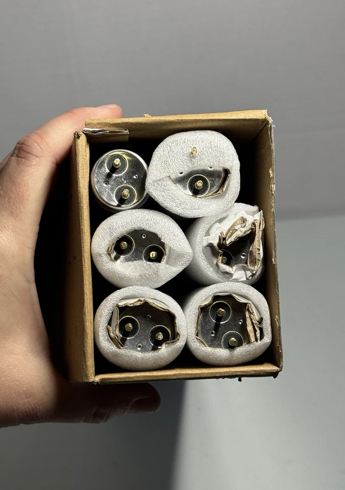 6-Pack 18 Inch F15T8 Fluorescent Light Bulbs - Image 3 of 3