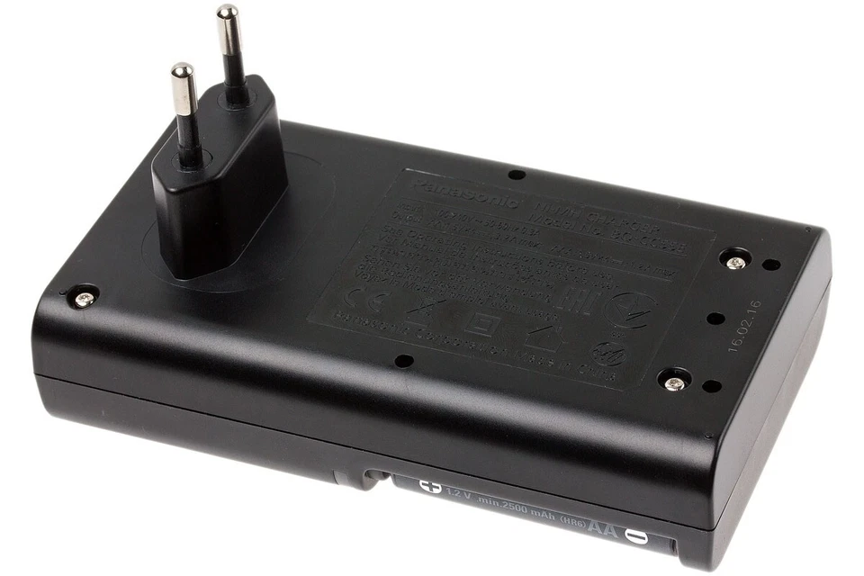 Panasonic eneloop Pro Smart & Quick Ladegerät + 4 Aa 2500 MAH Batterien BQ-CC55E - Bild 3 von 3