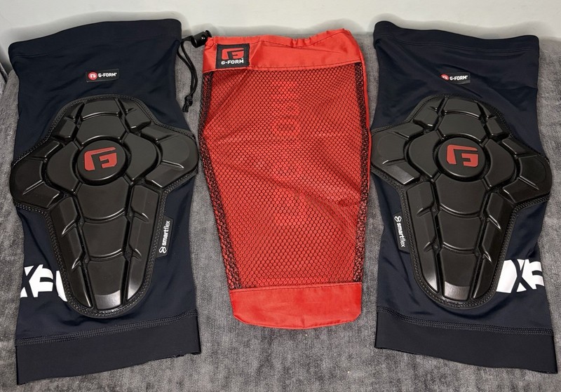 G-Form Pro-X3 Knee Guards in Black Mountain Bike Leg Protection Pads MTB