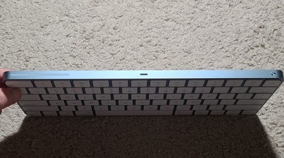 Apple A2450 Magic Wireless Bluetooth Keyboard MK2A3LL/A EMC 3619