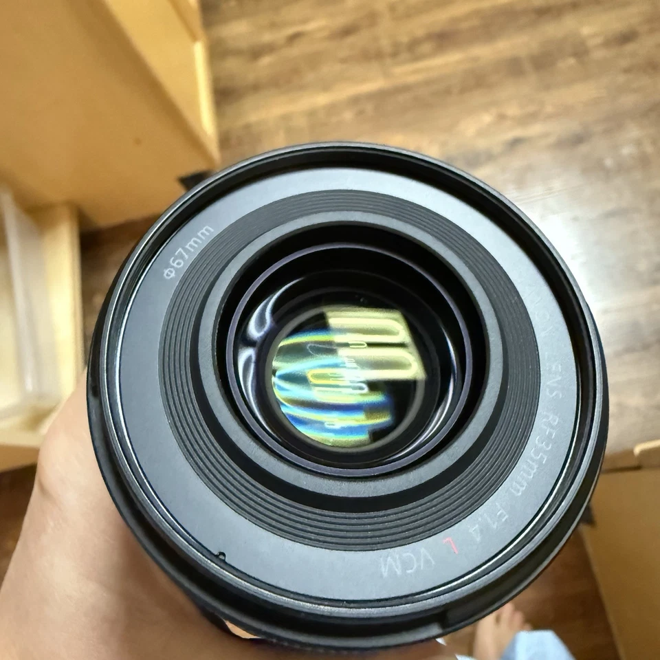 Canon RF 35mm f/1.4 L VCM Lens — 第 3/4 张图片