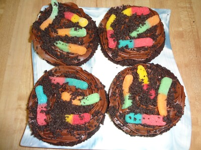 HOMEMADE COPYCAT CRUMBL CHOCOLATE DIRT CAKE COOKIES (7 LARGE COOKIES)