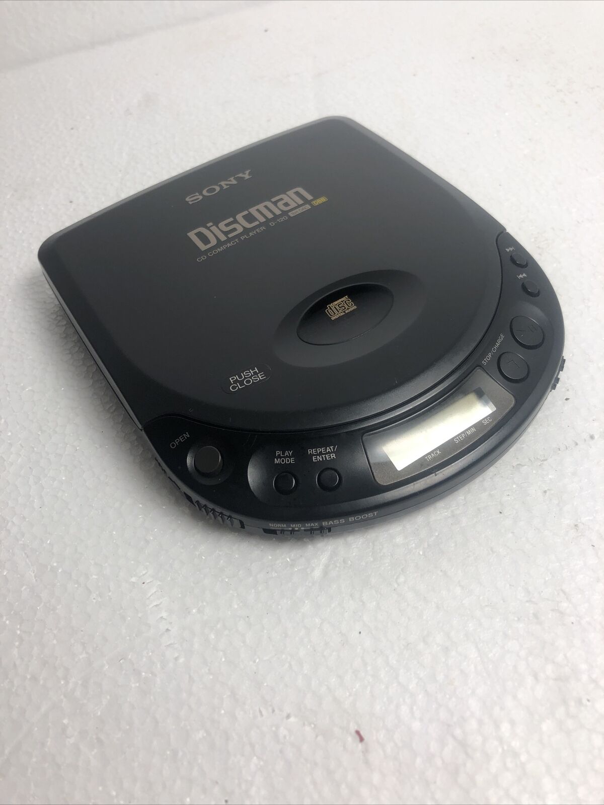 sony DISCMAN Portable CD Player D 120