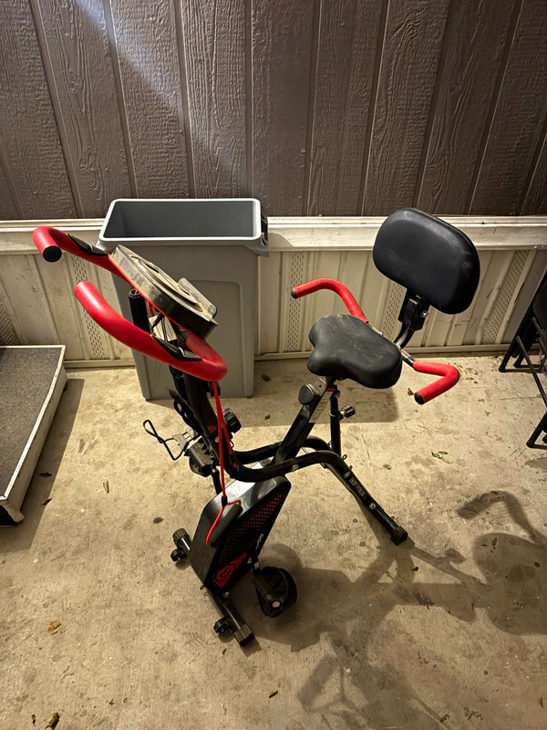 pooboo Folding Magnetic Exercise Bike w/ Backrest LCD Adjustable Resistance