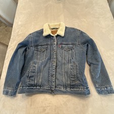 Womens Levi  s Denim Ex Boyfriend Sherpa Trucker Jacket Sz L Medium Wash