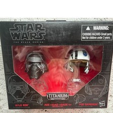 2016 Hasbro Star Wars Black Series Titanium Helmets  Kylo Ren & Poe Dameron  1.