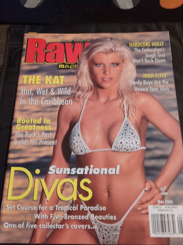 WWF Raw Magazine May 2000 The Kat Cover Ivory Terri Trish WWE Divas Rock Hardyz