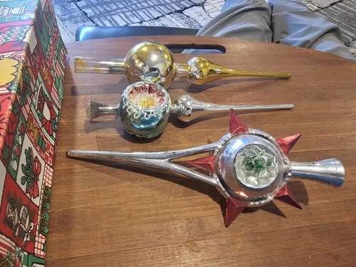 3 Vintage Christmas Tree Toppers 2 Are Glass MCM (Top)