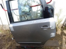 Porte arrière et accessoires Nissan NOTE
