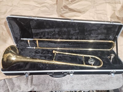 Bach Tenor Trombone. Made in USA. Good condition, if resolder spitvalve.