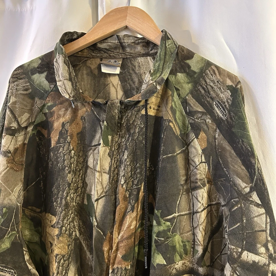 Realtree Whitewaters Outdoor Mesh Hunting Full Zip Jacket Men’s 2X/3X W/Mask - Image 3 of 4