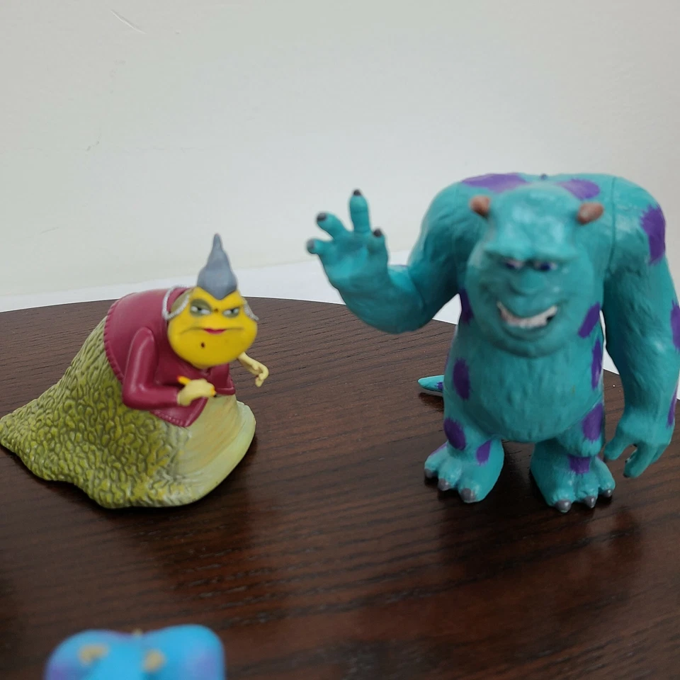 Lote de figuras de acción Disney Pixar Monsters Inc juguete Sulley Mike Boo Roz Sullivan Foto 4 de 4