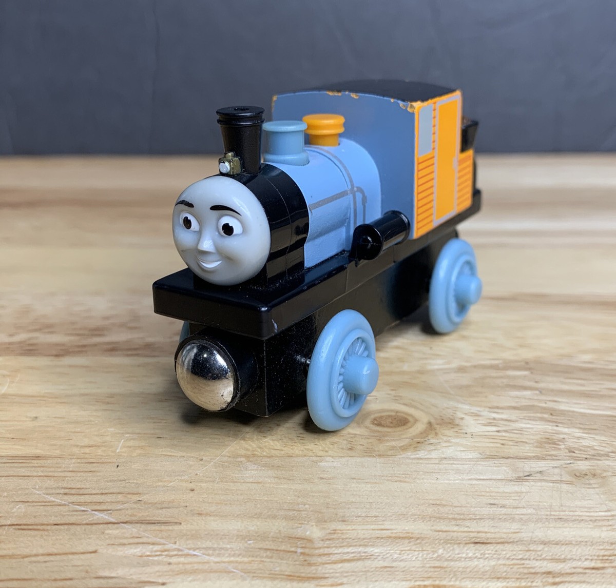 VTG Thomas the Train Wooden Bash 2450TF100 Learning Curve