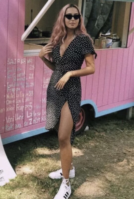 H&M POLKA DOT WRAP DRESS. Size Euro 32. BLOGGER FAVE UK SIZE 6
