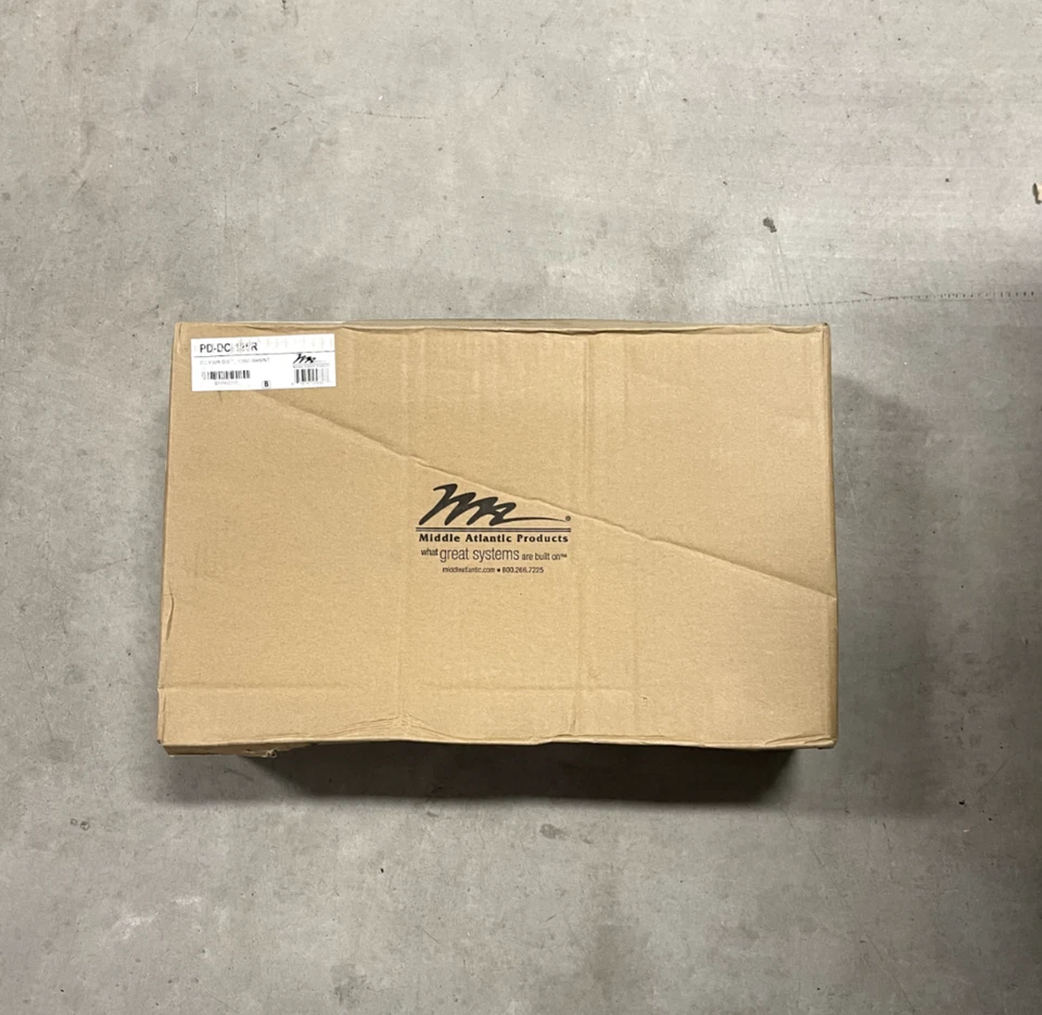 Middle Atlantic PD-DC-125R 125W Multi Mount Universal DC Power Distribution - Image 2 of 4