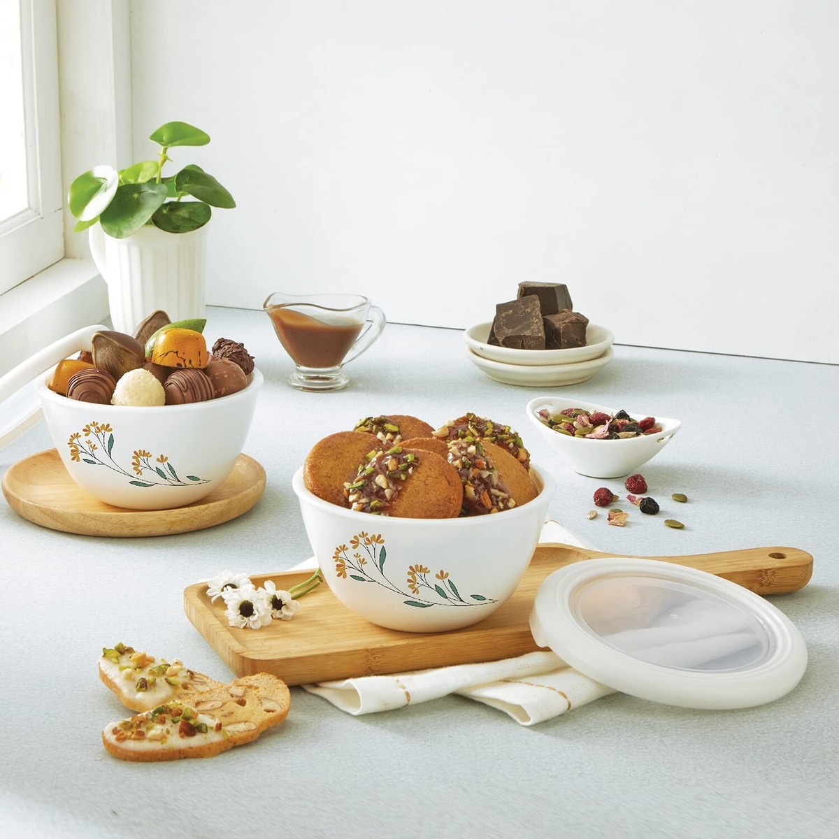 Cello Opalware Mixing Bowl Set with Lid, Yellow Blossom, 500 ml