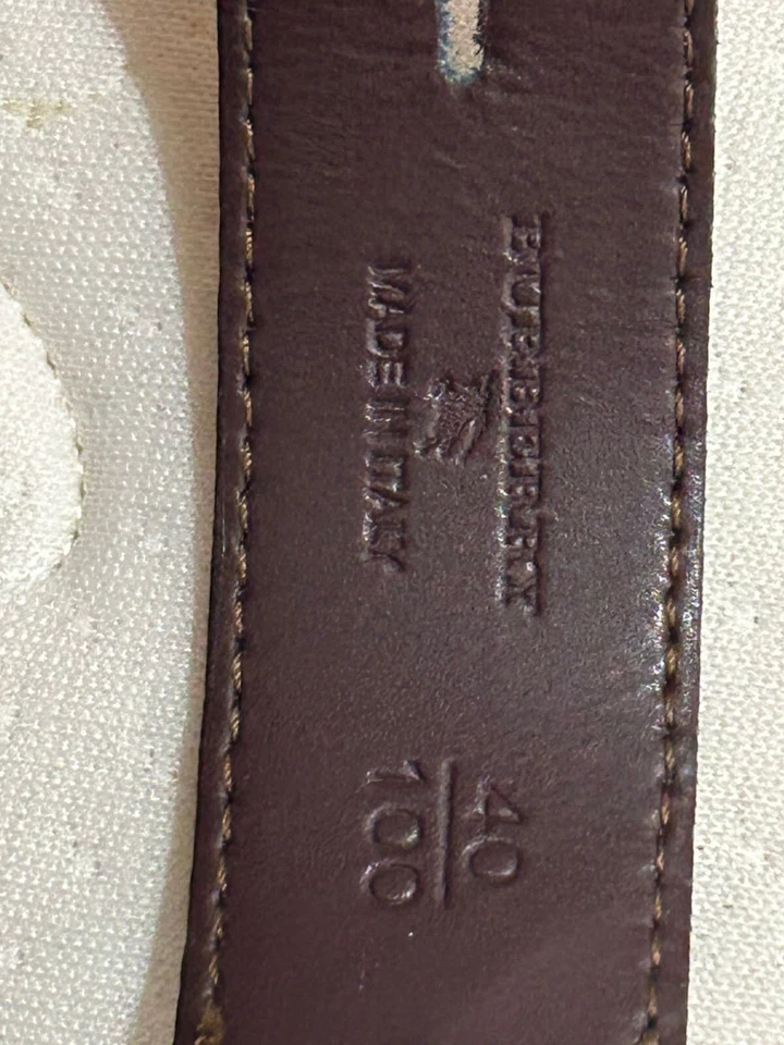 Cinturón Burberry S9# vintage hecho en Italia talla 36 longitud: 42 pulgadas Foto 3 de 4