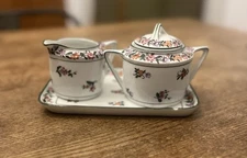 Porcelain Creamer & Sugar Bowl Set