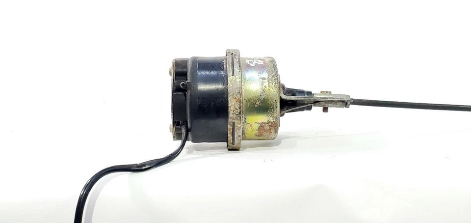 1987 年克莱斯勒征服原始设备制造商巡航速度调节器 MB322824 — 第 4/4 张图片