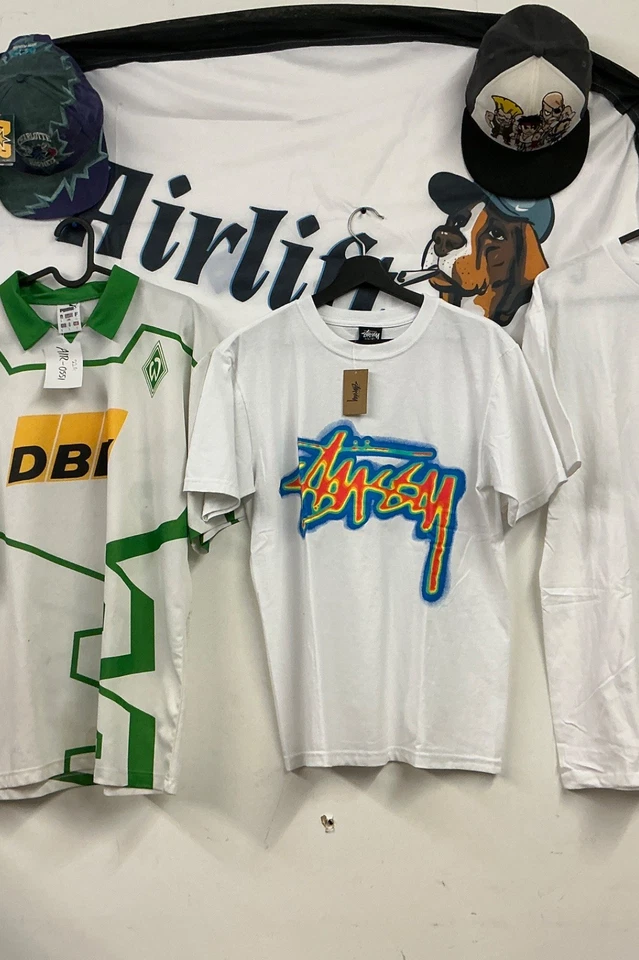 Streetwear Stüssy Supreme etc.